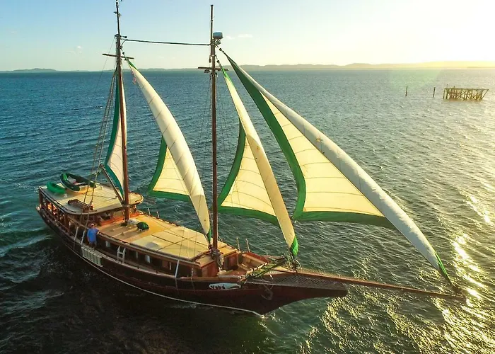 Escuna A Vela - Yaba